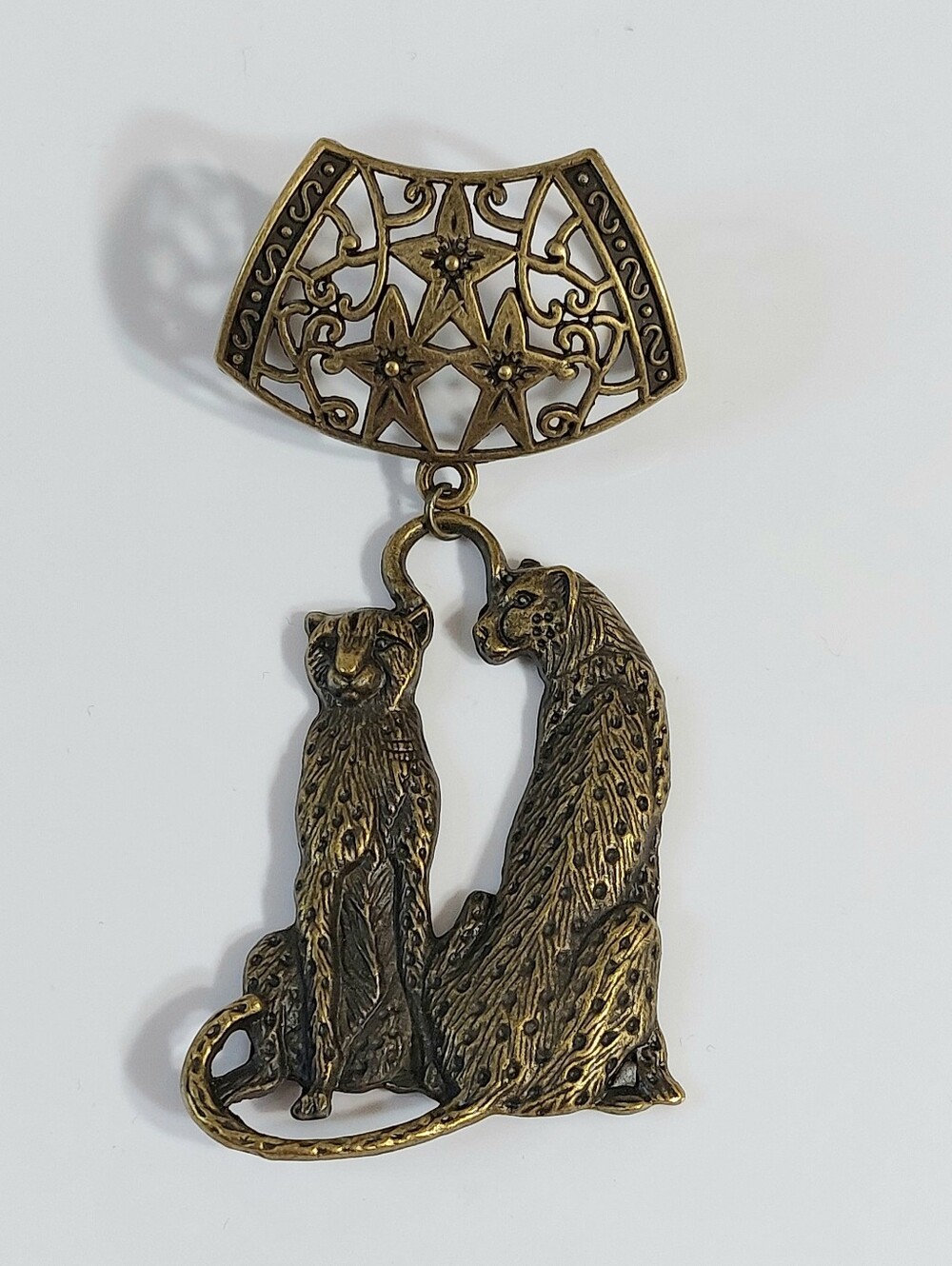 Bronze-Tone Decorative Cat — Antique-Style Cat Necklace Pendant